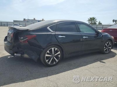 Trzecie zdjęcie samochodu z tyłu: 2018 NISSAN ALTIMA 2.5 VIN:1N4AL3APXJC291704 - miniatura