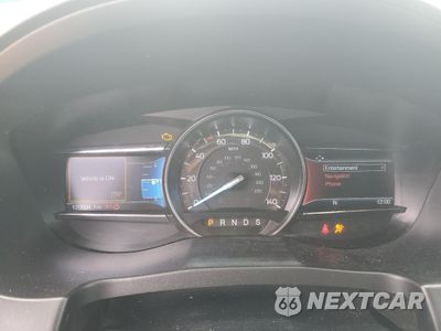 Zdjęcie 9 z 16 samochodu: 2019 FORD EXPLORER XLT VIN:1FM5K7D87KGB53330 - miniatura