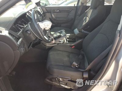 Zdjęcie 7 z 16 samochodu: 2013 GMC ACADIA SLE VIN:1GKKRPKD9DJ177593 - miniatura
