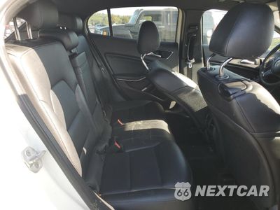 Zdjęcie 12 z 14 samochodu: 2016 MERCEDES-BENZ GLA 250 VIN:WDCTG4EB0GJ208338 - miniatura