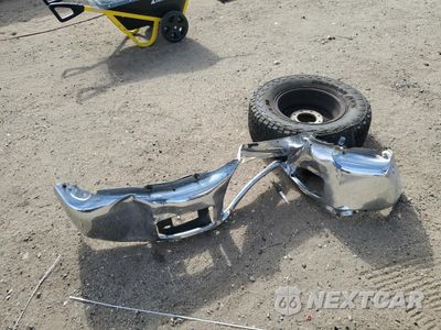 Zdjęcie 13 z 14 samochodu: 2000 FORD EXCURSION XLT VIN:1FMNU40L3YEC37832 - miniatura