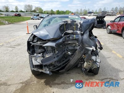 Piąte zdjęcie samochodu w środku: 2018 SUBARU CROSSTREK LIMITED VIN:JF2GTAMC8JH256245 - miniatura