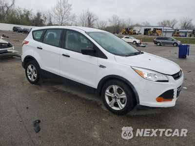 Czwarte zdjęcie samochodu z boku: 2014 FORD ESCAPE S VIN:1FMCU0F72EUE39671 - miniatura