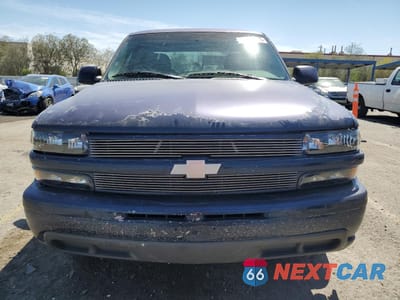 Piąte zdjęcie samochodu w środku: 1999 CHEVROLET SILVERADO C1500 VIN:2GCEC19V0X1186882 - miniatura