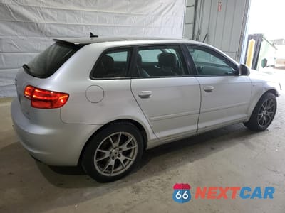 Trzecie zdjęcie samochodu z tyłu: 2010 AUDI A3 PREMIUM PLUS VIN:WAUMFAFM7AA033666 - miniatura