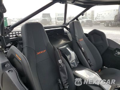 Zdjęcie 6 z 10 samochodu: 2022 YAMAHA YXZ1000 VIN:5Y4AN29Y6NA104060 - miniatura