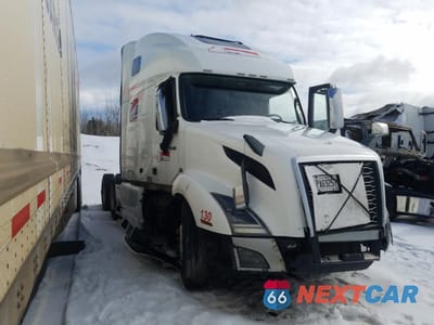 2019 VOLVO VN VNL 4V4NC9EH3KN900529 - główne zdjęcie licytacji z USA - miniatura