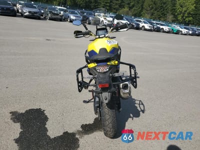 Czwarte zdjęcie samochodu z boku: 2023 SUZUKI DL800DE RC VIN:JS1EM12B5P7100864 - miniatura
