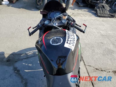 Zdjęcie 6 z 10 samochodu: 2023 KAWASAKI ZX636 K VIN:JKBZXJH16PA015067 - miniatura