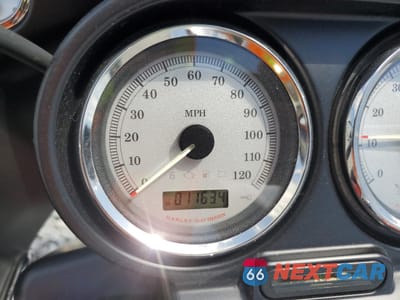 Zdjęcie 7 z 9 samochodu: 2013 HARLEY-DAVIDSON FLTRX ROAD GLIDE CUSTOM VIN:1HD1KHM17DB645527 - miniatura
