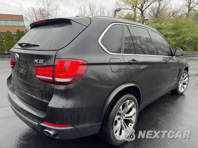 Trzecie zdjęcie samochodu z tyłu: 2016 BMW X5 SDRIVE35I VIN:5UXKR2C51G0R68716 - miniatura