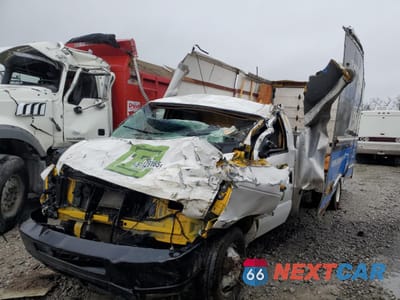 2019 FORD ECONOLINE E350 SUPER DUTY CUTAWAY VAN 1FDWE3FS6KDC15864 - główne zdjęcie licytacji z USA - miniatura