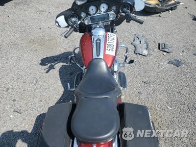 Zdjęcie 6 z 9 samochodu: 2010 HARLEY-DAVIDSON FLHX VIN:1HD1KB414AB605916 - miniatura