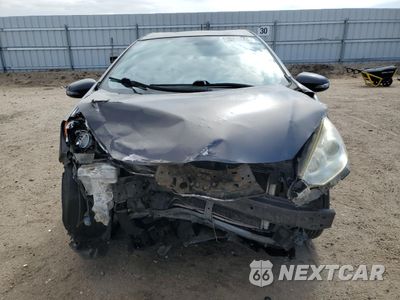Piąte zdjęcie samochodu w środku: 2014 TOYOTA PRIUS C VIN:JTDKDTB31E1569074 - miniatura