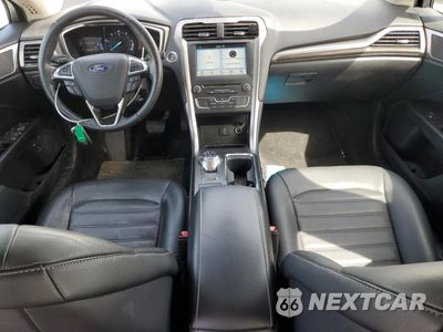 Zdjęcie 8 z 13 samochodu: 2018 FORD FUSION SE HYBRID VIN:3FA6P0LU2JR129949 - miniatura