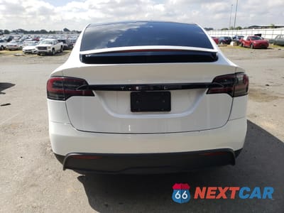 Zdjęcie 6 z 14 samochodu: 2023 TESLA MODEL X VIN:7SAXCBE55PF382241 - miniatura