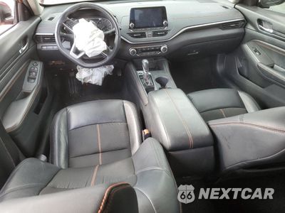 Zdjęcie 8 z 14 samochodu: 2021 NISSAN ALTIMA SR VIN:1N4AL4CVXMN312464 - miniatura