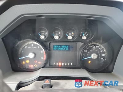 Zdjęcie 8 z 10 samochodu: 2015 FORD F450 SUPER DUTY VIN:1FDUF4GY4FEA16972 - miniatura