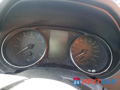 Zdjęcie 9 z 12 samochodu: 2021 NISSAN QASHQAI S VIN:JN1BJ1AW1MW445562 - miniatura