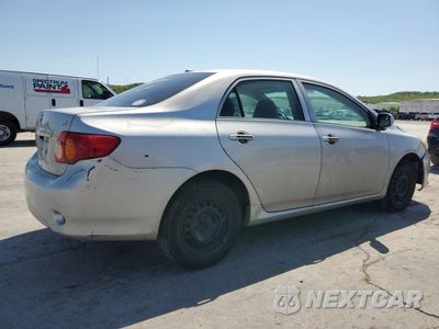 Trzecie zdjęcie samochodu z tyłu: 2010 TOYOTA COROLLA BASE VIN:1NXBU4EE5AZ197035 - miniatura