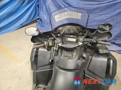 Piąte zdjęcie samochodu w środku: 2021 CAN-AM OUTLANDER MAX XT 850 VIN:3JBLPAU43MJ003252 - miniatura