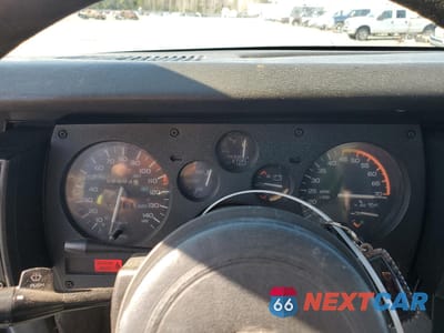 Zdjęcie 9 z 13 samochodu: 1986 CHEVROLET CAMARO VIN:1G1FP87F9GN174492 - miniatura
