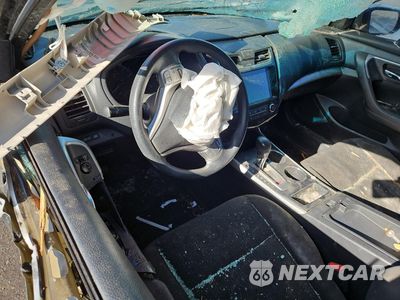Zdjęcie 8 z 13 samochodu: 2015 NISSAN ALTIMA 2.5 VIN:1N4AL3AP4FC181688 - miniatura