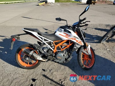 2020 KTM 390 DUKE MD2JPJ403LC268974 - główne zdjęcie licytacji z USA - miniatura