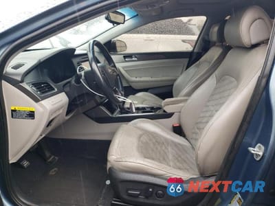Zdjęcie 7 z 12 samochodu: 2017 HYUNDAI SONATA SPORT VIN:5NPE34AF3HH447234 - miniatura