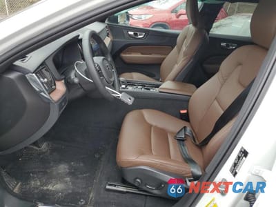 Zdjęcie 7 z 14 samochodu: 2024 VOLVO XC60 PLUS VIN:YV4L12RL1R1711424 - miniatura