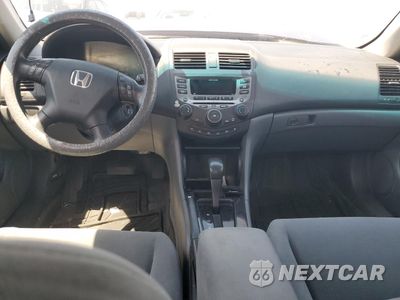 Zdjęcie 8 z 12 samochodu: 2007 HONDA ACCORD SE VIN:1HGCM56317A018903 - miniatura