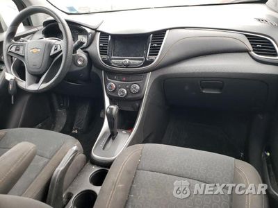 Zdjęcie 8 z 13 samochodu: 2020 CHEVROLET TRAX LS VIN:KL7CJNSB6LB065642 - miniatura