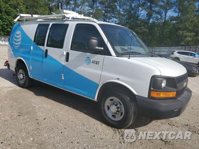 Czwarte zdjęcie samochodu z boku: 2017 CHEVROLET EXPRESS G2500 VIN:1GCWGAFF2H1307943 - miniatura