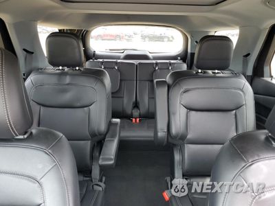 Zdjęcie 10 z 14 samochodu: 2023 FORD EXPLORER XLT VIN:1FMSK7DH7PGC37612 - miniatura