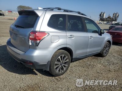 Trzecie zdjęcie samochodu z tyłu: 2017 SUBARU FORESTER 2.0XT TOURING VIN:JF2SJGWC2HH459206 - miniatura