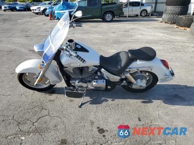 Trzecie zdjęcie samochodu z tyłu: 2007 HONDA VTX1300 R VIN:1HFSC52617A401713 - miniatura