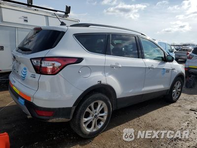 Trzecie zdjęcie samochodu z tyłu: 2018 FORD ESCAPE SEL VIN:1FMCU9HD7JUA44287 - miniatura