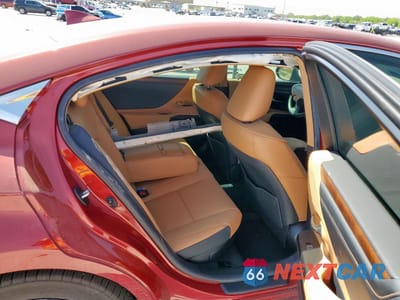 Zdjęcie 10 z 15 samochodu: 2025 LEXUS ES 300H BASE VIN:58ADA1C15SU059327 - miniatura