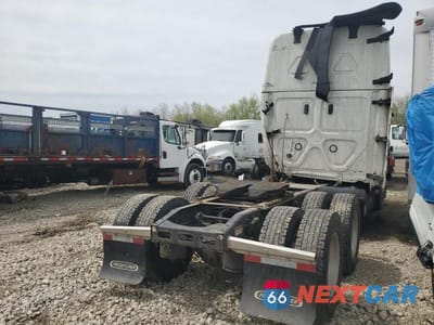 Czwarte zdjęcie samochodu z boku: 2022 FREIGHTLINER CASCADIA 126 VIN:3AKJHHDRXNSND2410 - miniatura