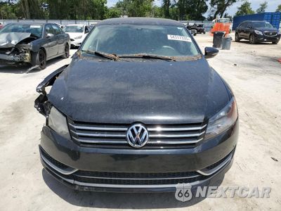 Piąte zdjęcie samochodu w środku: 2012 VOLKSWAGEN PASSAT SE VIN:1VWBH7A39CC073242 - miniatura