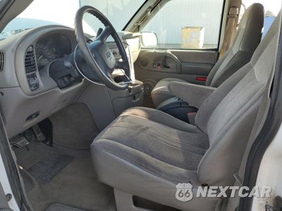 Zdjęcie 7 z 15 samochodu: 2003 CHEVROLET ASTRO VIN:1GNEL19X53B129032 - miniatura