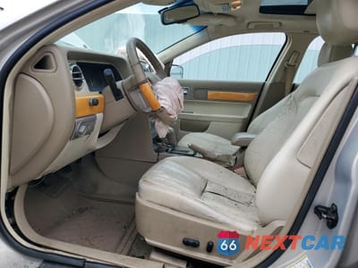 Zdjęcie 7 z 12 samochodu: 2009 LINCOLN MKZ VIN:3LNHM28T79R629247 - miniatura