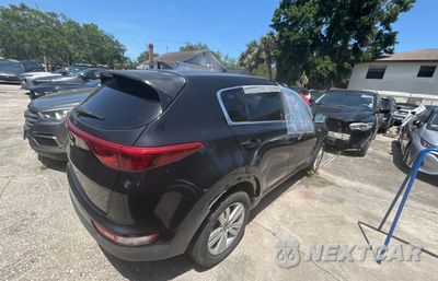 Czwarte zdjęcie samochodu z boku: 2017 KIA SPORTAGE LX VIN:KNDPMCAC6H7079335 - miniatura