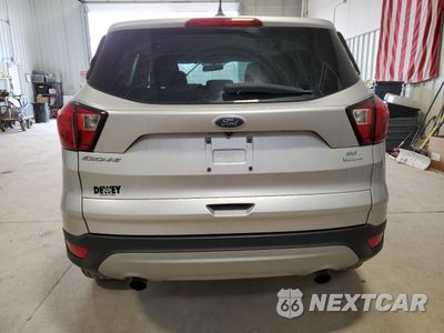 Zdjęcie 6 z 15 samochodu: 2019 FORD ESCAPE SE VIN:1FMCU0GD2KUB59667 - miniatura
