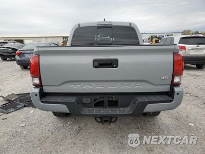 Zdjęcie 6 z 15 samochodu: 2018 TOYOTA TACOMA DOUBLE CAB VIN:3TMCZ5AN4JM188854 - miniatura
