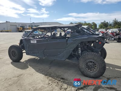 Trzecie zdjęcie samochodu z tyłu: 2017 CAN-AM MAVERICK X3 MAX X RS TURBO R VIN:3JBVNAW2XHK000617 - miniatura