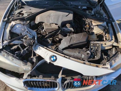 Zdjęcie 11 z 13 samochodu: 2012 BMW 328 I VIN:WBA3A5G5XCNP17664 - miniatura