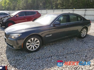 2011 BMW 750 XI WBAKC6C50BC394043 - główne zdjęcie licytacji z USA - miniatura