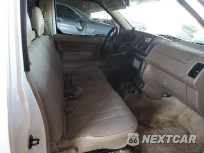 Zdjęcie 10 z 12 samochodu: 2000 NISSAN FRONTIER XE VIN:1N6DD21S8YC323270 - miniatura