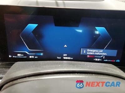 Zdjęcie 9 z 12 samochodu: 2024 BMW X7 M60I VIN:5UX33EM0XR9546475 - miniatura